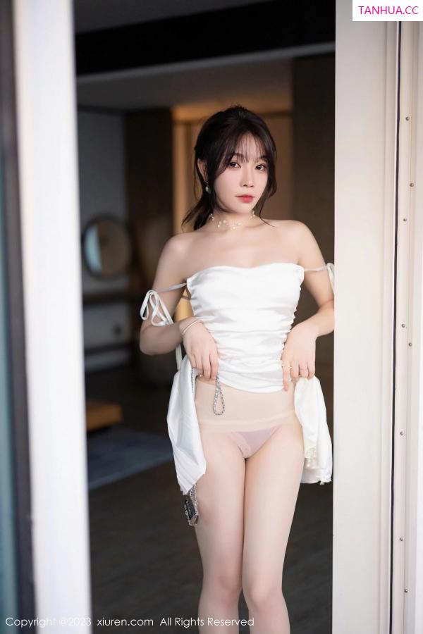 陈芝 芝芝Booty [XiuRen]高清写真图 2023.12.29 No.7889 徐莉芝Booty 丝袜美腿第22张图片